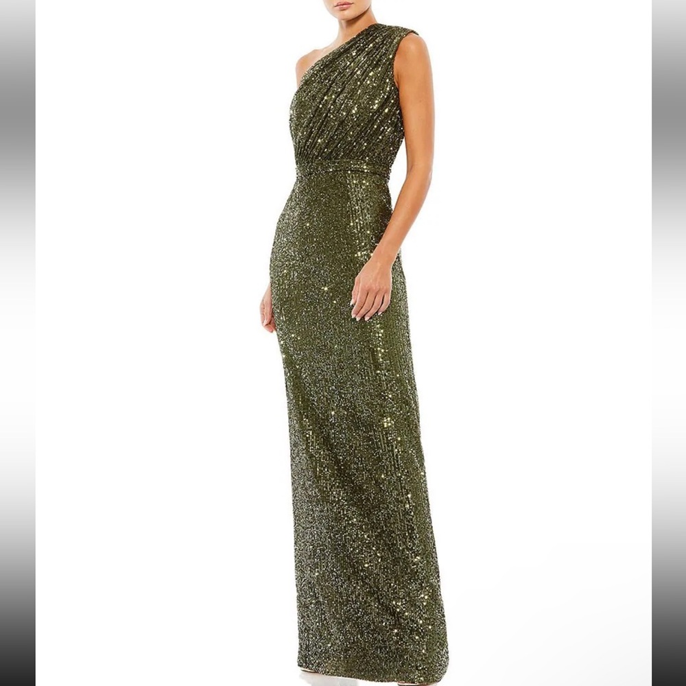 Mac Duggal Sequin Ruched One Shoulder Gown